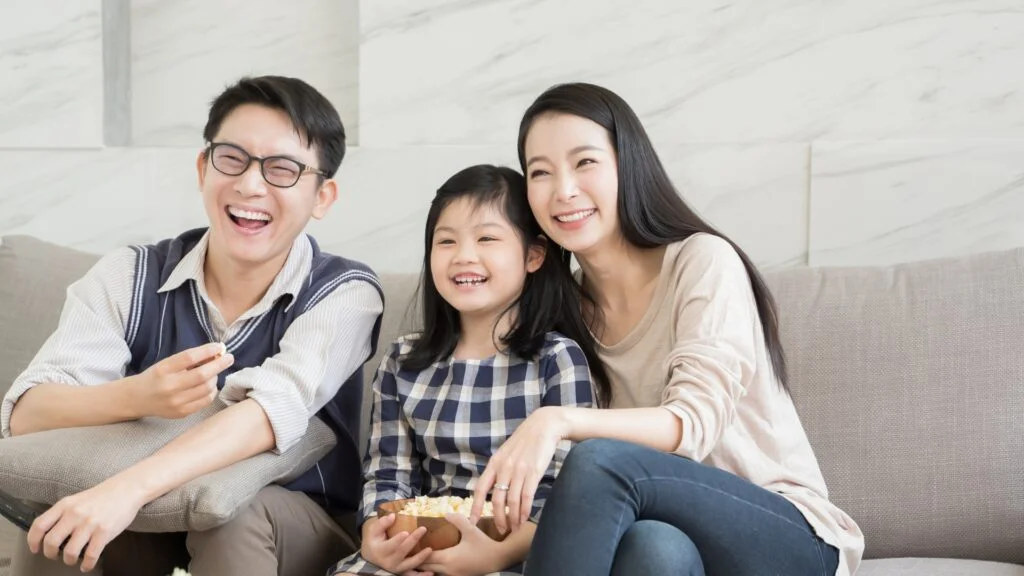 Choosing the Right School: National or International Curriculum