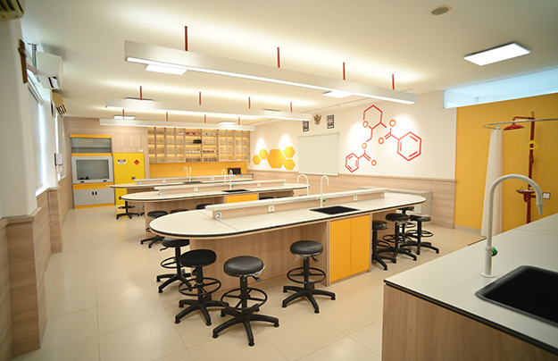 Lab Kimia