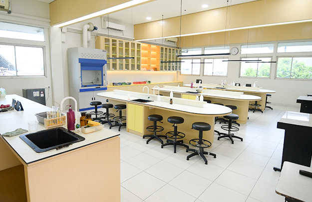 Chemistry Lab