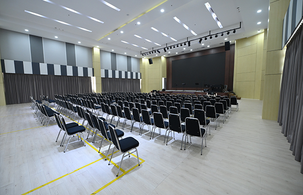 Junior & Senior High School Chapel