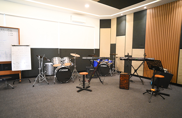 Junior & Senior High Music Room