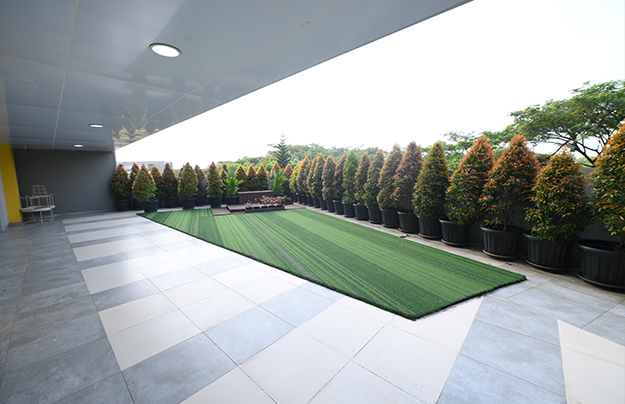 Outdoor Common Room