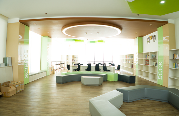 Junior & Senior High School Library